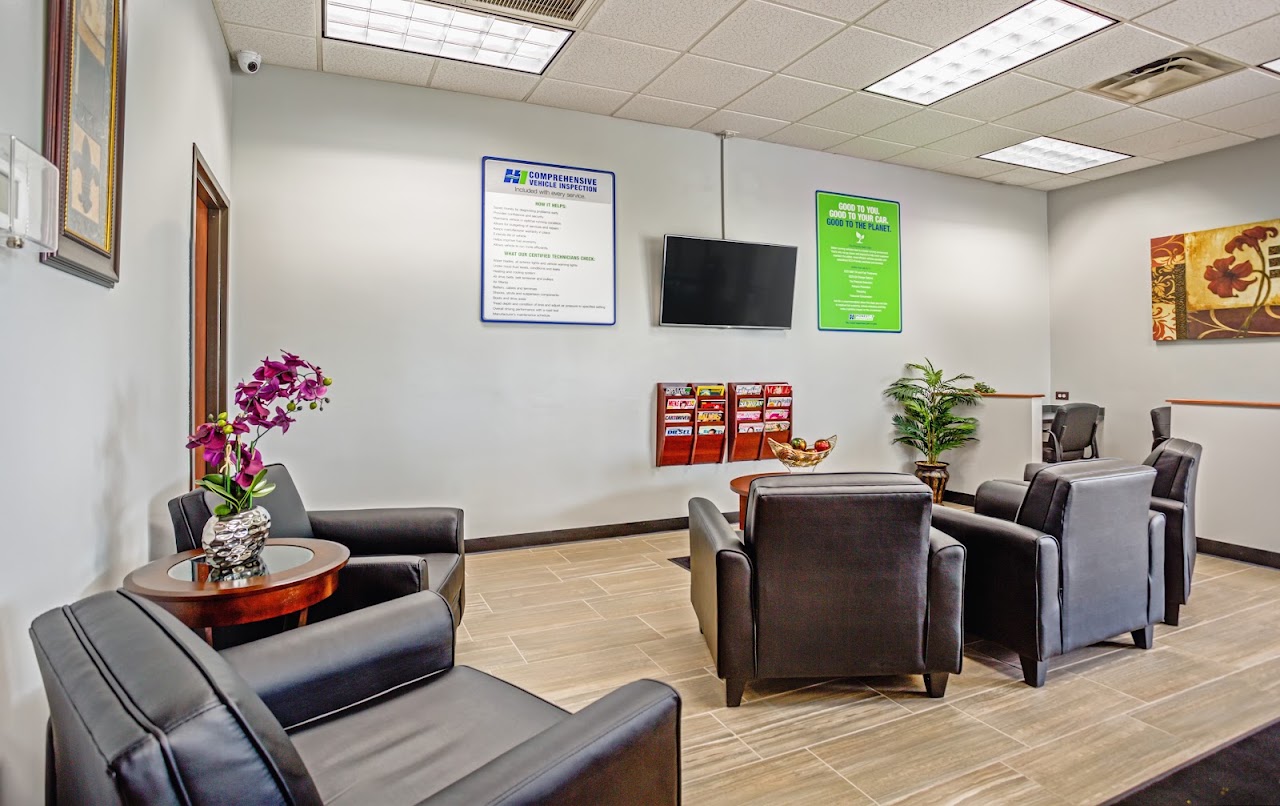 Honest-1 Auto Care lounge seating